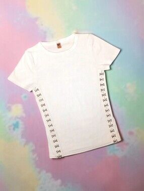 Women's FRENCH TWIST White Ribbed Short Sleeve Hook-Detail Tee
